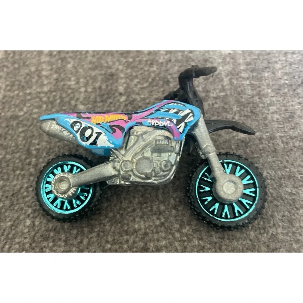 Hot wheels Daredevil‎ Motorcycle Pink/Purple/Blue
